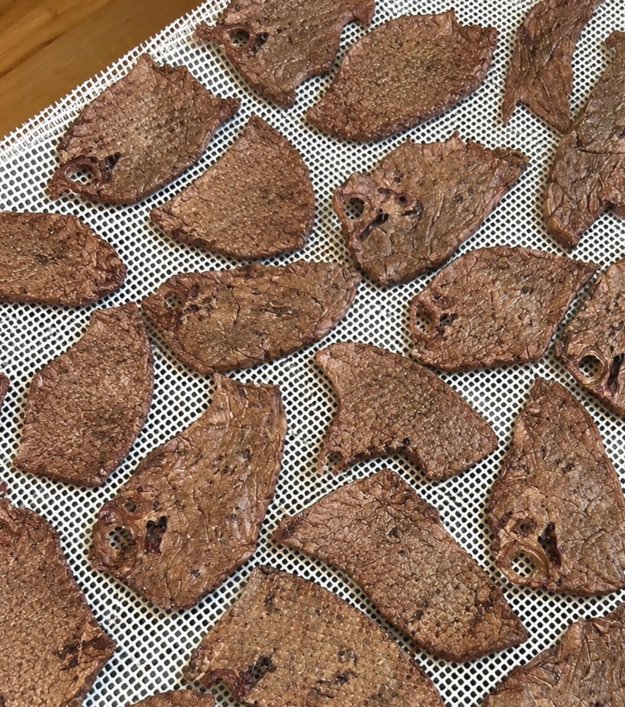 Dehydrated beef lung slices